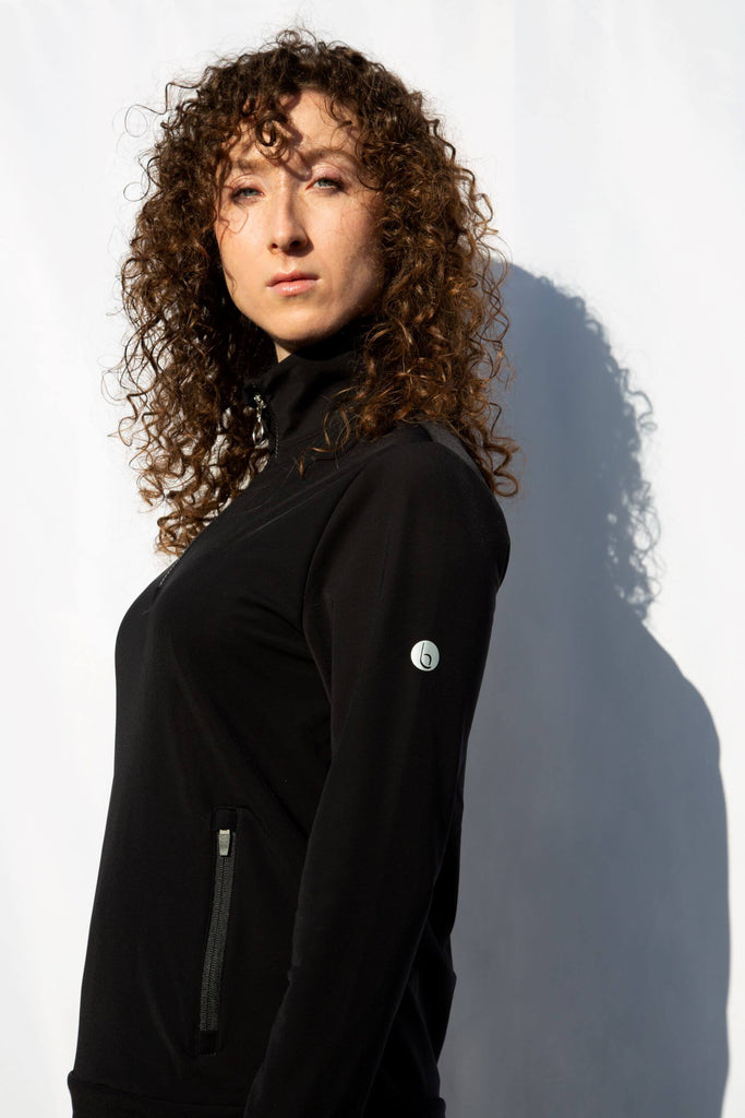 Close up detail of the womens Belu Life 1/2 Zip pull over